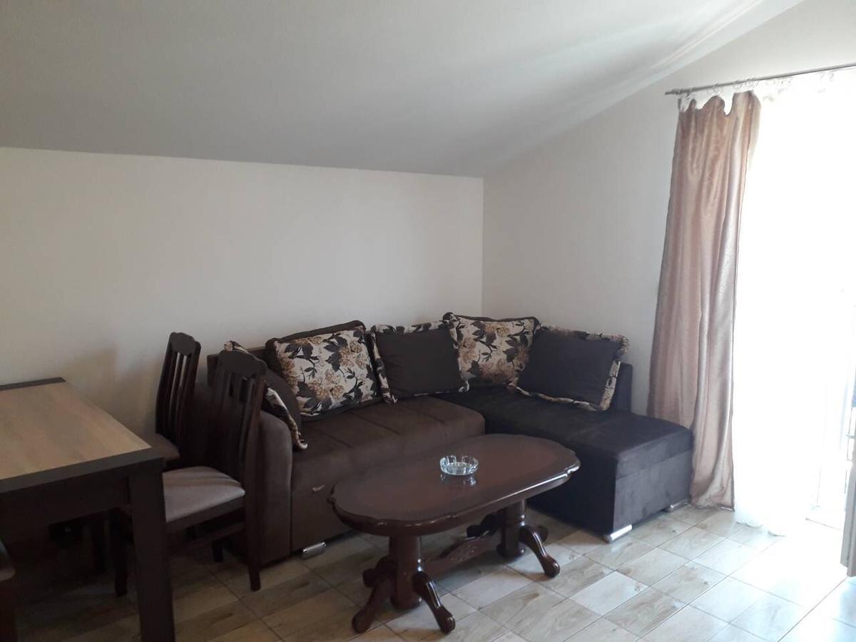 ريسان Apartmani Viza المظهر الخارجي الصورة